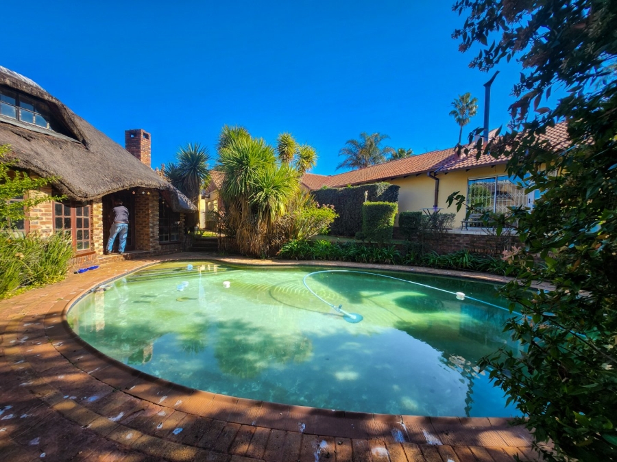 4 Bedroom Property for Sale in Wilkoppies North West